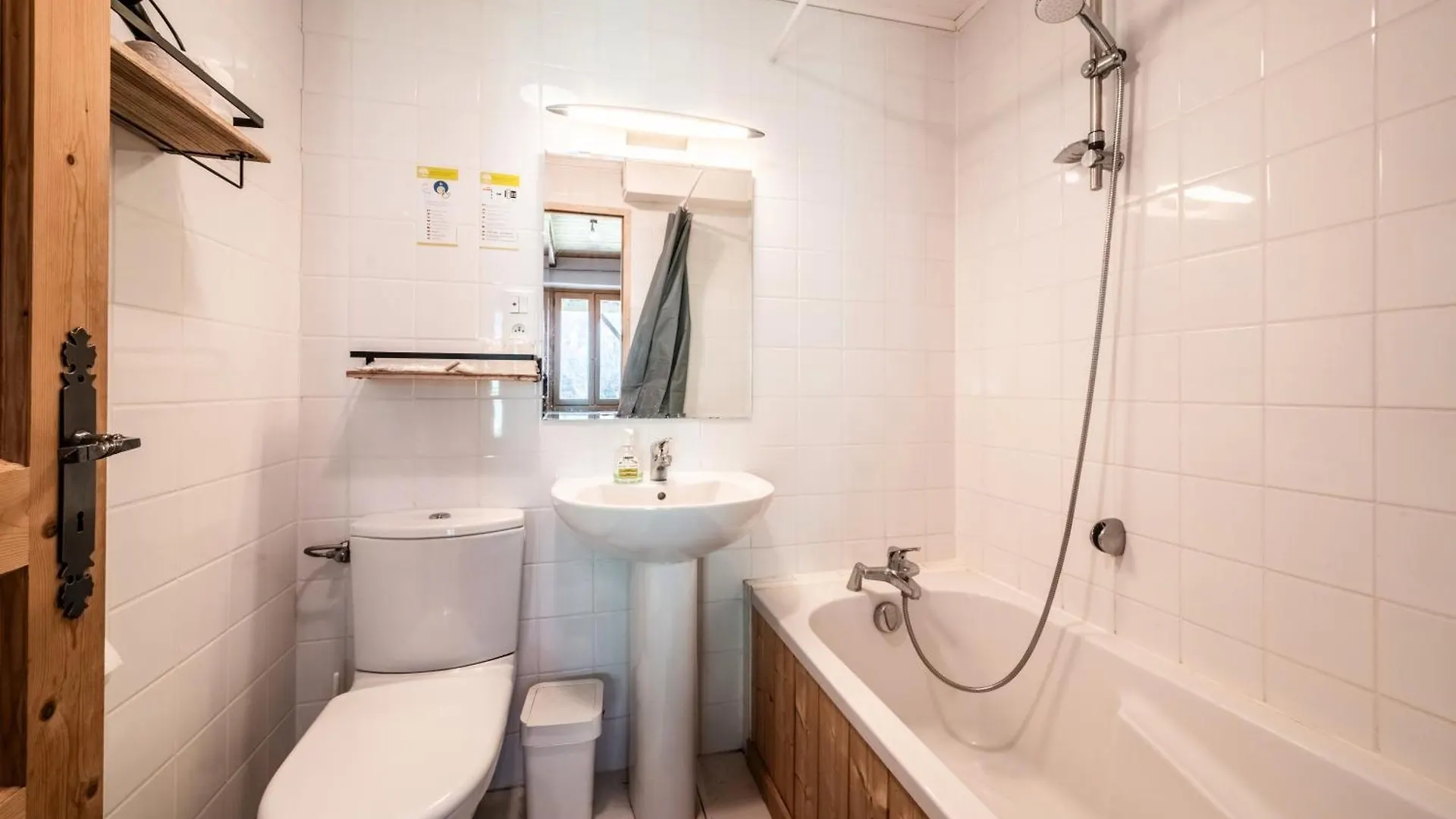 Chalet Elisthur Saint-Jean-dʼAulps Bed and Breakfast